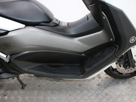 Yamaha Nmax 125 GPD125-A ABS 28