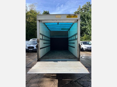 Mercedes-Benz Sprinter 2.1 311 CDI Luton 3dr Diesel Manual RWD L3 (109 bhp) 36