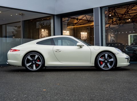 Porsche 911 50TH ANNIVERSARY EDITION 3