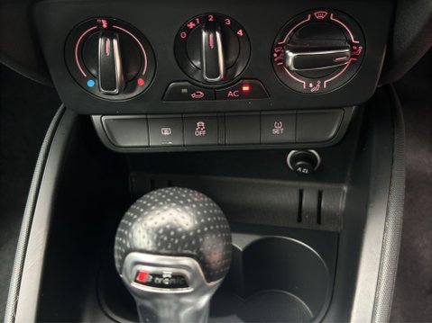 Audi A1 1.4 TFSI S line Style Edition Sportback S Tronic Euro 5 (s/s) 5dr 38