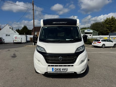 Swift Rio 310 1