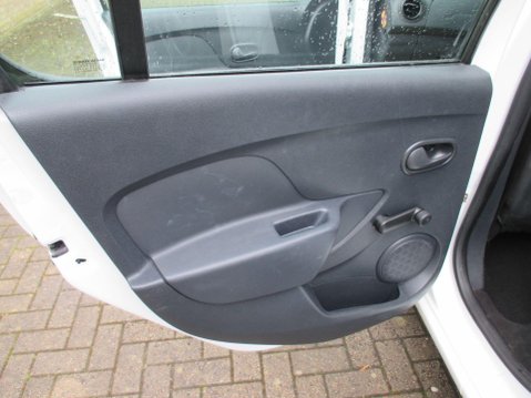 Dacia Sandero 1.0 SCe Ambiance Euro 6 5dr 41