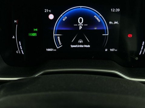 Suzuki Swace MOTION 11