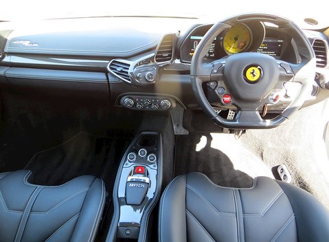 Ferrari 458 Italia 12