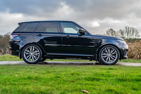 Land Rover Range Rover Sport V8 SVR 3