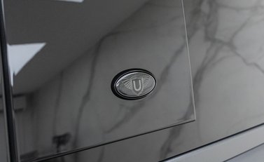 Land Rover Defender 110 V8 P525 URBAN XRS 46