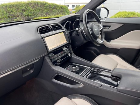 Jaguar F-Pace 2.0 D180 R-Sport Auto AWD Euro 6 (s/s) 5dr 27
