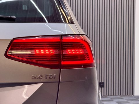 Volkswagen Passat 2.0 TDI GT Euro 6 (s/s) 5dr 22