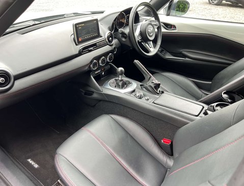 Mazda MX-5 1.5 MX-5 Sport 2dr 38