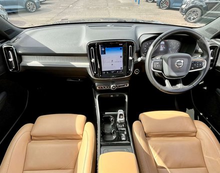 Volvo XC40 2.0 XC40 Inscription Pro T4 Auto 5dr 2