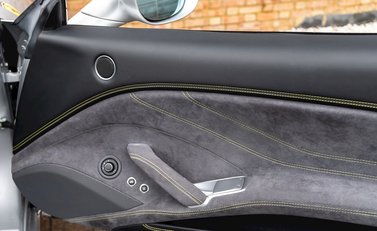 Ferrari California T 23