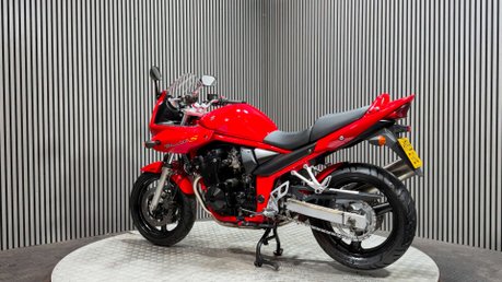 Suzuki Bandit GSF 650 2005 ONLY 15K MOT VERY CLEAN A2 RESTRICTABLE 650CC 5