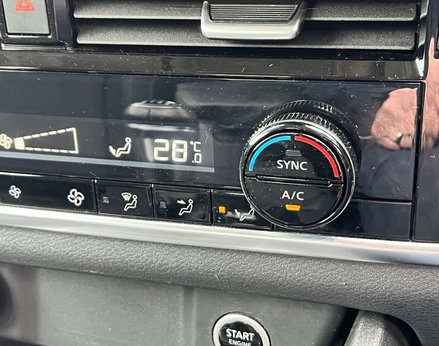 Nissan Qashqai 1.3 Qashqai Acenta Premium DiG-T MHEV 5dr 54