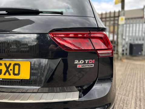 Volkswagen Tiguan R-LINE TDI BMT 4MOTION DSG 28