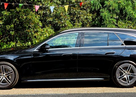 Mercedes-Benz E Class 2.0 E 300 AMG LINE Advanced E Auto 5dr 25
