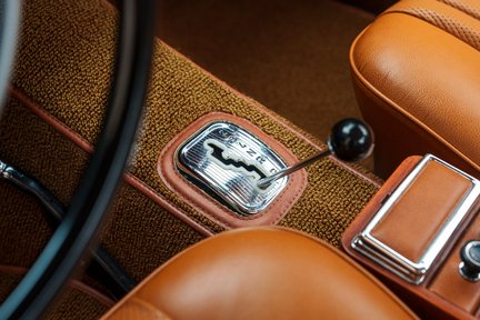 Mercedes-Benz SL Series 280 SL 20