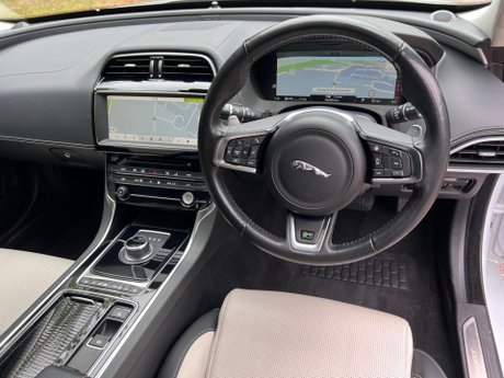 Jaguar XE 2.0i R-Sport Auto Euro 6 (s/s) 4dr 87