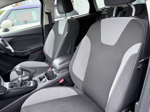 Ford Focus 1.6 ZETEC S TDCI 11