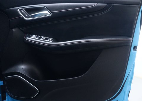 MG HS 1.5 MG HS Excite Semi-Auto 5dr 39