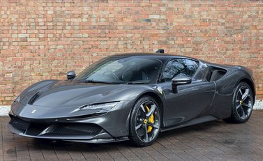 Ferrari SF90 Stradale 6