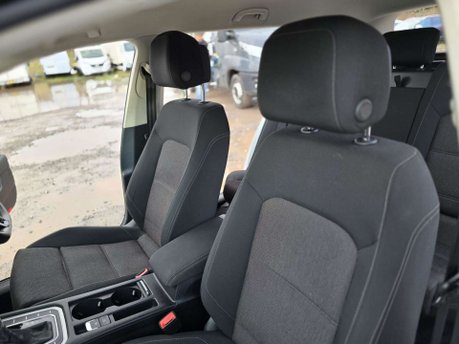 Volkswagen Passat 2.0 TDI SE Business Estate 5dr Diesel DSG Euro 6 (s/s) (150 ps) 42