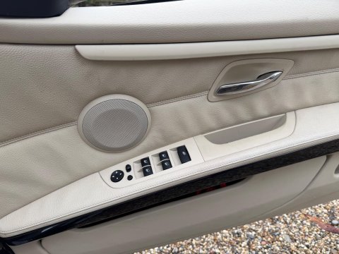 BMW 3 Series 3.0 335i SE Euro 4 2dr 26