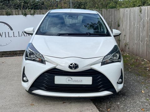 Toyota Yaris 1.0 VVT-i Icon Euro 6 5dr 3