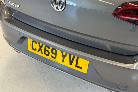 Volkswagen Golf 35.8kWh e-Golf Hatchback 5dr Electric Auto (136 ps) 86