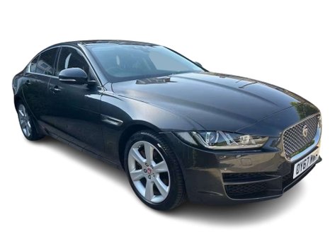 Jaguar XE 2.0d Portfolio Saloon 4dr Diesel Auto AWD Euro 6 (s/s) (180 ps)