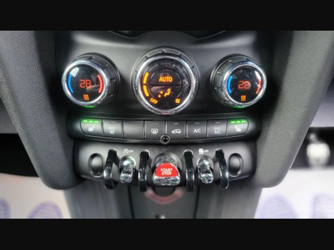 Mini Hatch COOPER SPORT 24