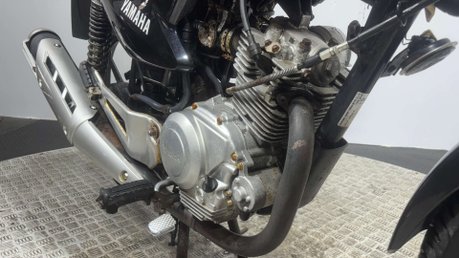 Yamaha YBR 125 2012 ONLY 14K PROJECT BIKE LEARNER SPARES OR REPAIR 125CC 15