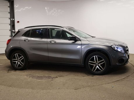 Mercedes-Benz GLA 1.6 GLA 180 Urban Edition 5dr 10