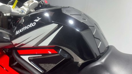 Lexmoto LXR SE TR 125 2022 9K NEW MOT 125CC SPORTS BIKE LEARNER 1 OWNER 40