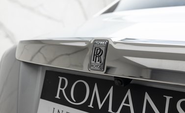 Rolls-Royce Phantom VIII EWB 66