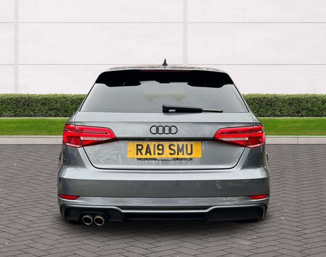 Audi A3 1.5 A3 Sportback 35 TFSI Black Edition 5dr 4