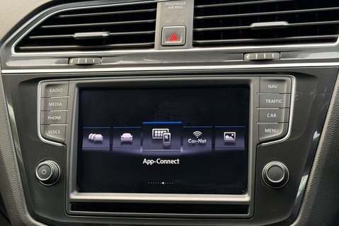 Volkswagen Tiguan R-LINE TDI BMT 4MOTION DSG -RARE LEATHER -DYNAUDIO -TOWBAR -APPLE CARPLAY  60