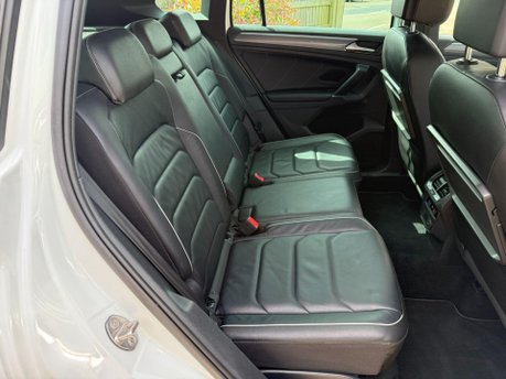 Volkswagen Tiguan 2.0 TDI R-Line DSG 4Motion Euro 6 (s/s) 5dr 21