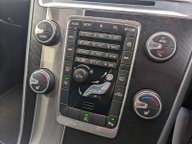 Volvo XC60 D4 R-DESIGN NAV 28