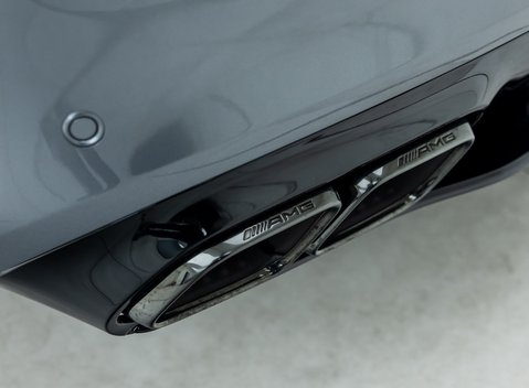 Mercedes-Benz C Class AMG C 63 S Night Edition 33