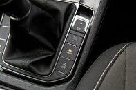 Volkswagen Golf SV GT TSI 33