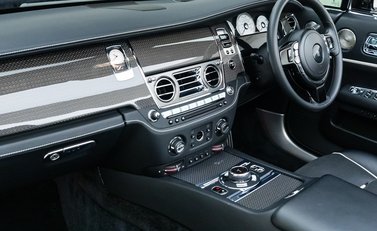 Rolls-Royce Dawn Black Badge 19