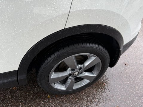 Nissan Qashqai 1.5 dCi N-Connecta 2WD Euro 6 (s/s) 5dr 24