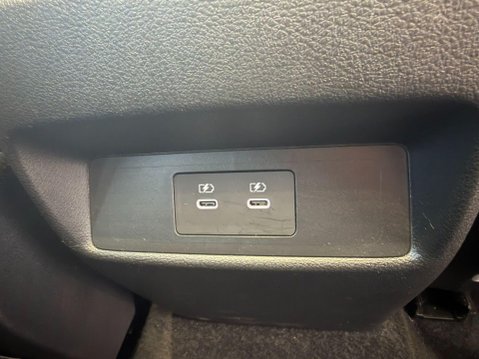 Nissan Qashqai 1.3 DIG-T MHEV N-Connecta XTRON Euro 6 (s/s) 5dr 20