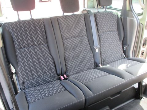 Renault Kangoo 1.5 dCi Extreme Euro 5 5dr 23