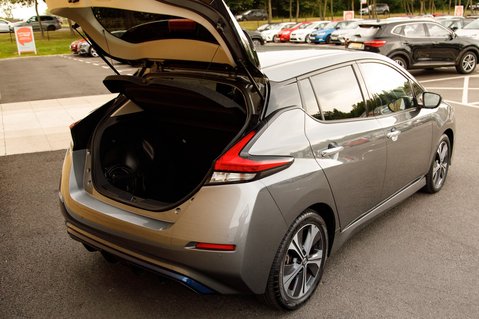 Nissan LEAF TEKNA 41