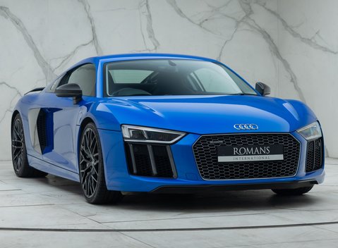 Audi R8 V10 PLUS 9