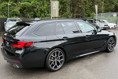 BMW 5 Series 520D M SPORT TOURING -FULL SERVICE HISTORY -TWIN DASHCAMS -GHOST -BIG AUDIO 6