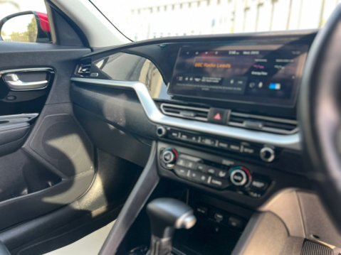 Kia Niro 3 42
