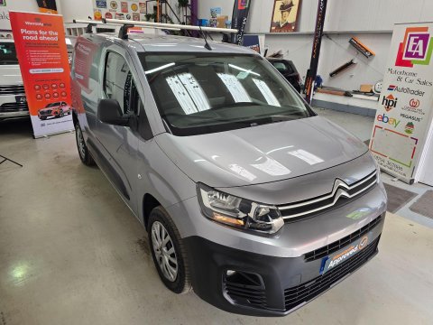 Citroen Berlingo 1.6 BlueHDi 1000 Enterprise M SWB Euro 6 (s/s) 5dr 14