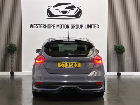 Ford Focus 2.0 TDCi ST-3 Euro 6 (s/s) 5dr 22